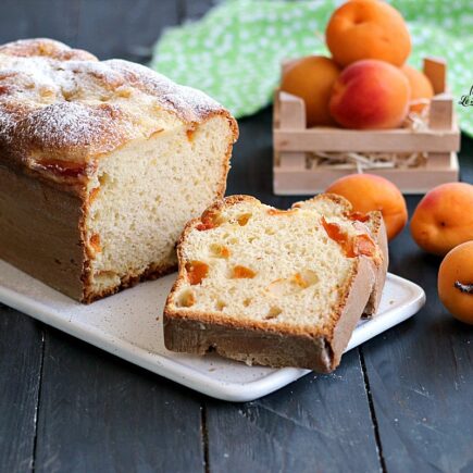 PLUMCAKE ALLE ALBICOCCHE E YOGURT BIMBY