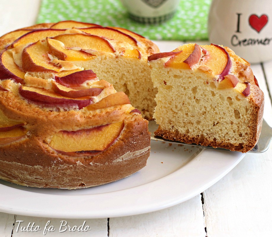 TORTA ALLE PESCHE E YOGURT BIMBY