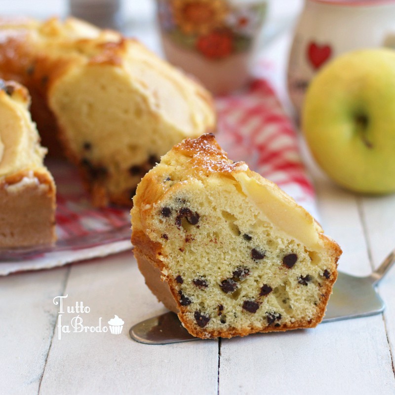 CIAMBELLA ALLE MELE E CIOCCOLATO BIMBY