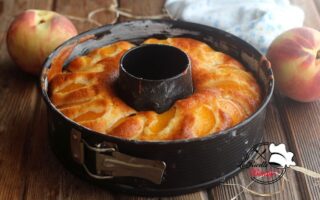 CIAMBELLONE ALLE PESCHE RICETTA BIMBY