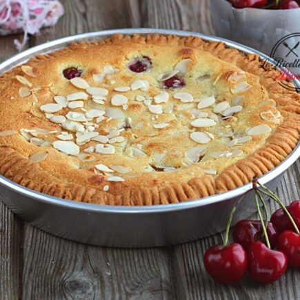CROSTATA ALLE CILIEGIE E MANDORLE BIMBY