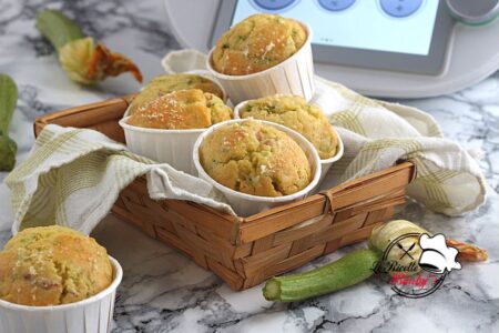 MUFFIN SALATI ALLE ZUCCHINE BIMBY