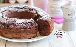 CIAMBELLA AL CIOCCOLATO E MANDORLE BIMBY
