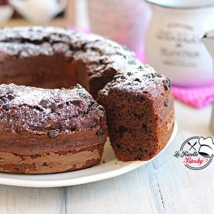 CIAMBELLA AL CIOCCOLATO E MANDORLE BIMBY