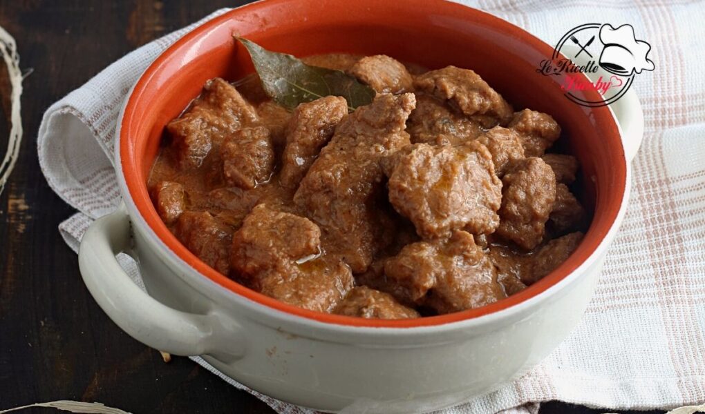COME FARE IL GULASH CON IL BIMBY