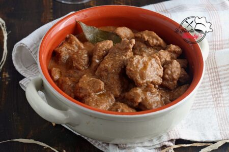 COME FARE IL GULASH CON IL BIMBY