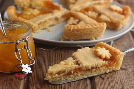 CROSTATA MORBIDA ALLA MARMELLATA ALL'ARANCIA
