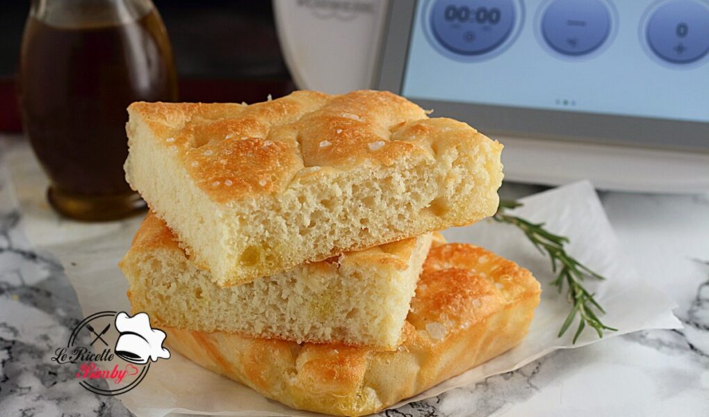 FOCACCIA MORBIDA COME UNA NUVOLA