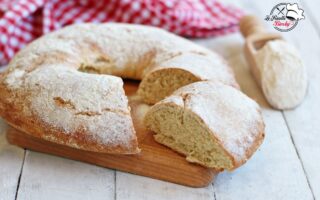 CIAMBELLA DI PANE ALLO YOGURT BIMBY