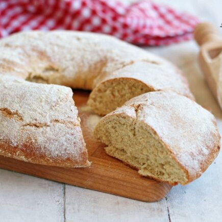 CIAMBELLA DI PANE ALLO YOGURT BIMBY