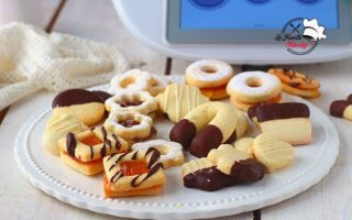 BISCOTTI MISTI DI PASTA FROLLA RICETTA BIMBY