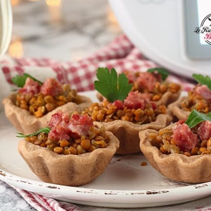 CESTINI SALATI CON LENTICCHIE E COTECHINO BIMBY