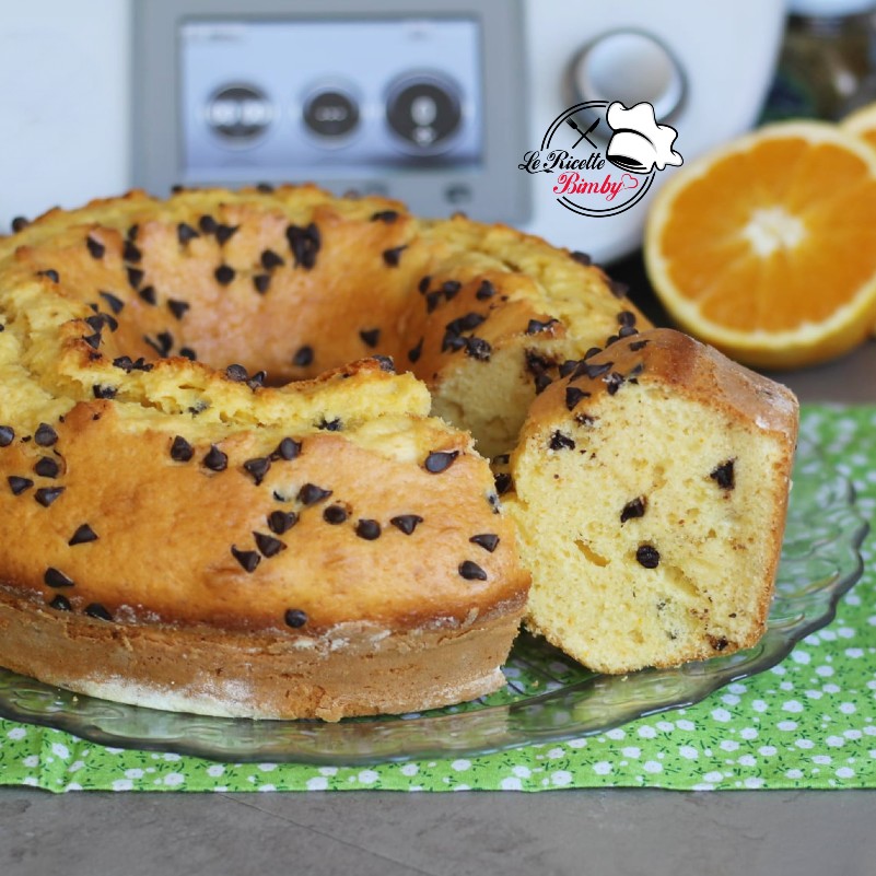 CIAMBELLA ALL'ARANCIA E CIOCCOLATO