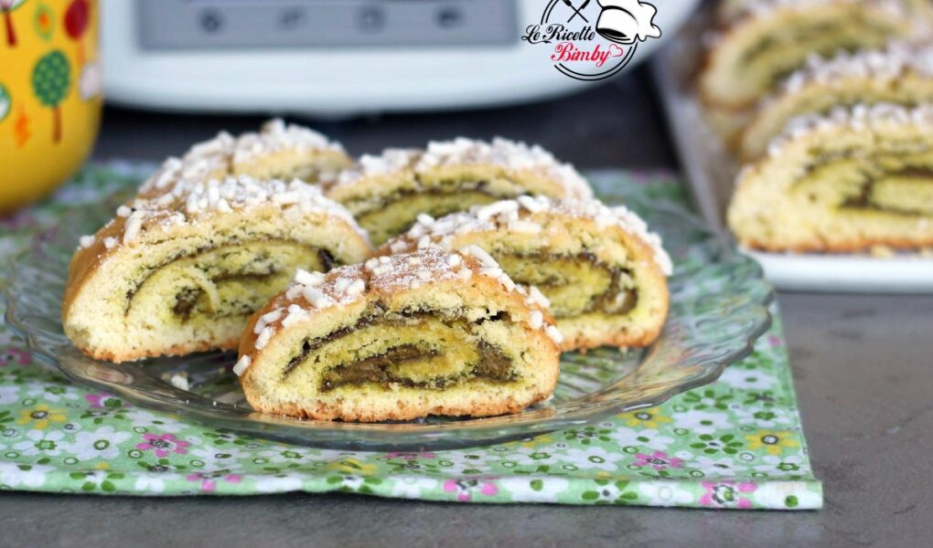 BISCOTTI ARROTOLATI AL PISTACCHIO