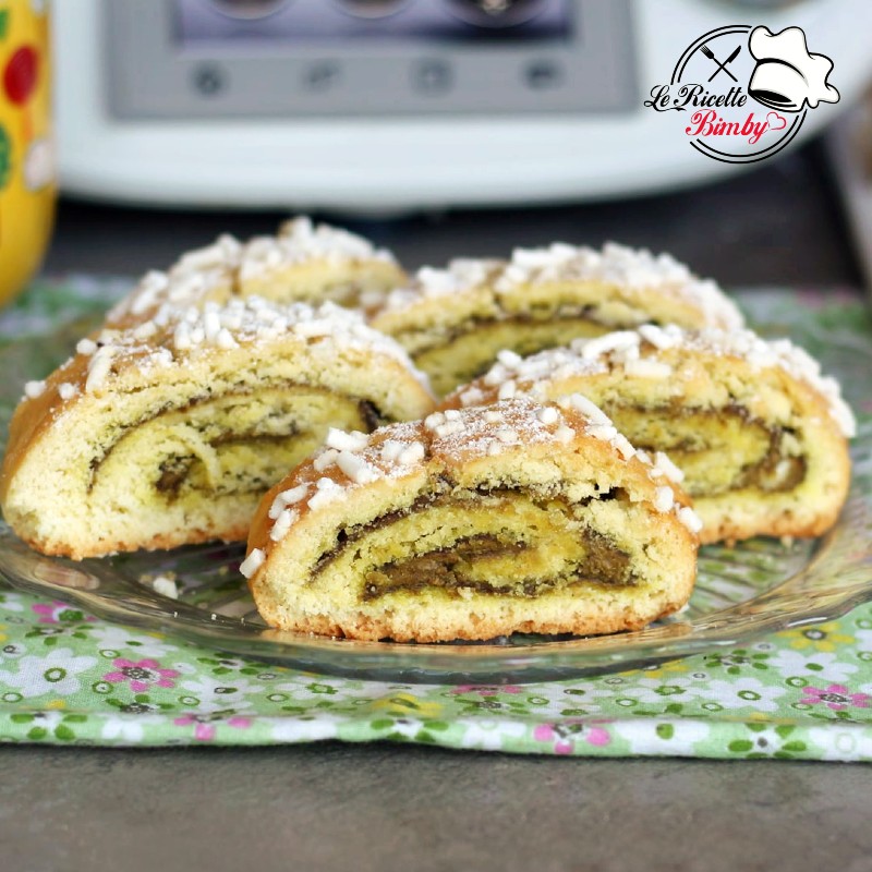 BISCOTTI ARROTOLATI AL PISTACCHIO