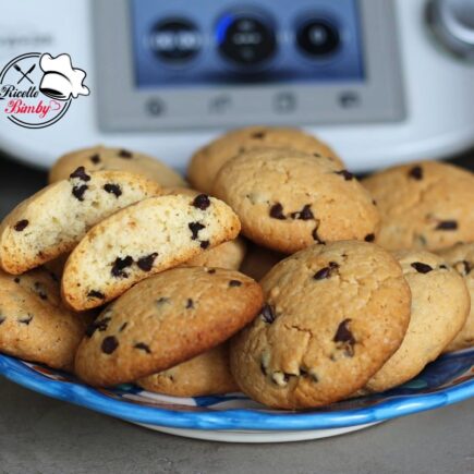 BISCOTTI CON GOCCE DI CIOCCOLATO BIMBY EV