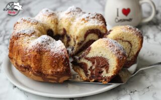 CIAMBELLA VARIEGATA AL LATTE E CACAO