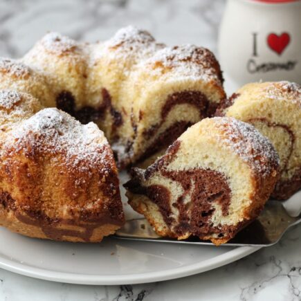 CIAMBELLA VARIEGATA AL LATTE E CACAO