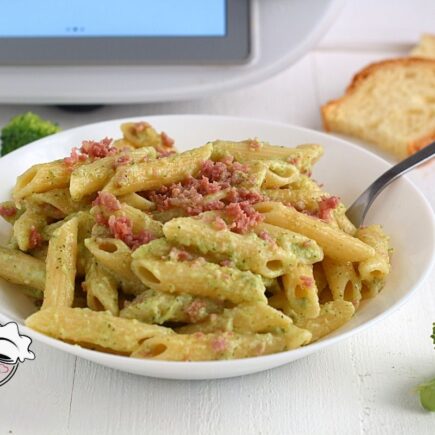PENNETTE ALLA CREMA DI BROCCOLI E SALSICCIA BIMBY