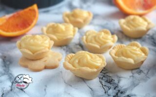 CESTINI CON CREMA ALL'ARANCIA