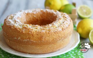 CIAMBELLA AL LIMONE E MANDORLE