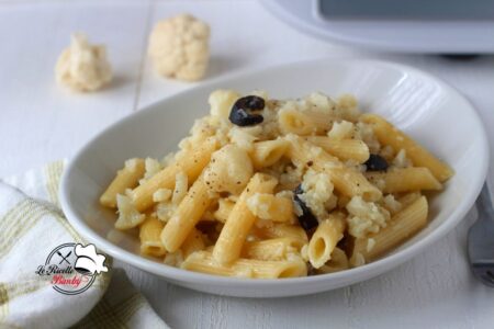 PASTA CON CAVOLFIORE E OLIVE IN BIANCO BIMBY
