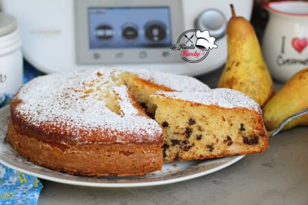 TORTA ALLE PERE CON GOCCE DI CIOCCOLATO