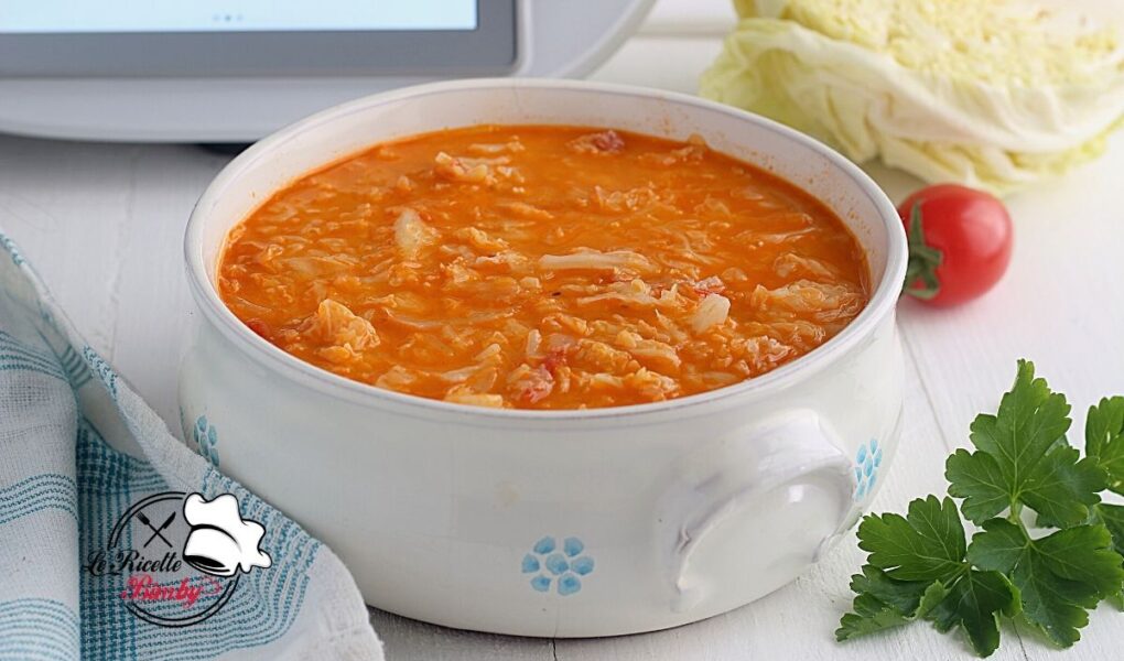 ZUPPA DI VERZA BIMBY CON PANCETTA E POMODORINI
