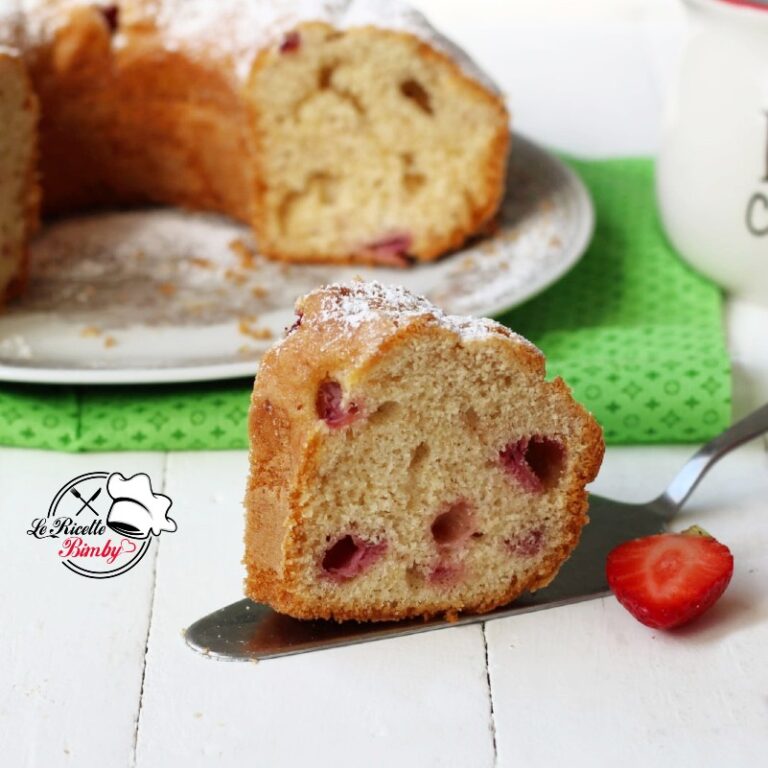 CIAMBELLA ALLE FRAGOLE E YOGURT BIMBY | Le Ricette Bimby