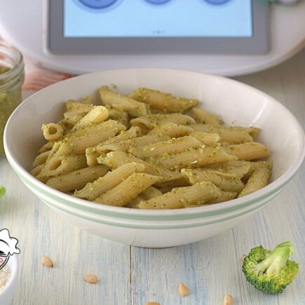 PASTA AL PESTO DI BROCCOLI BIMBY