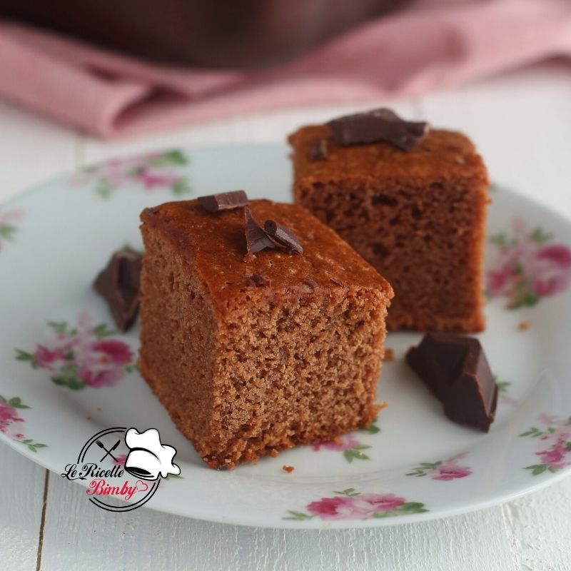 TORTA AL CIOCCOLATO SENZA LATTE, UOVA E BURRO BIMBY