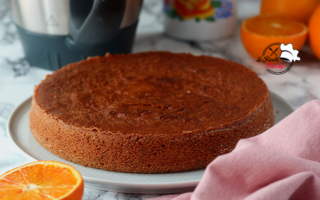 TORTA CON MARMELLATA DI ARANCE E CIOCCOLATO