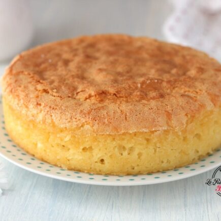 TORTA CON FARINA AUTOLIEVITANTE
