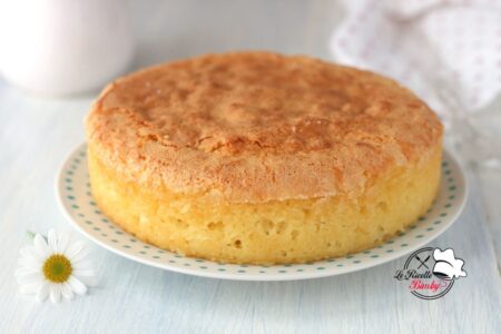 TORTA CON FARINA AUTOLIEVITANTE 