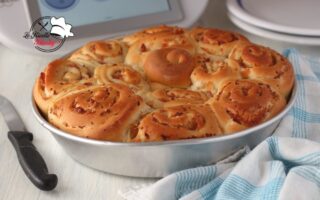 TORTA DI ROSE SALATA BIMBY