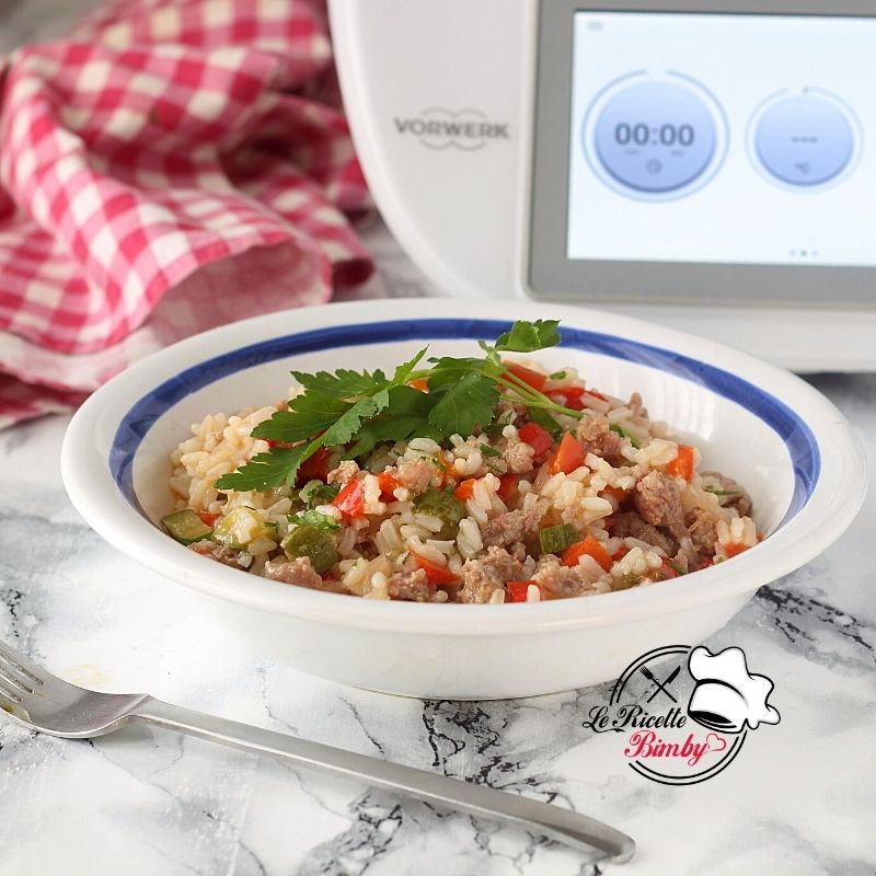 RISOTTO CON SALSICCIA PEPERONI E ZUCCHINE