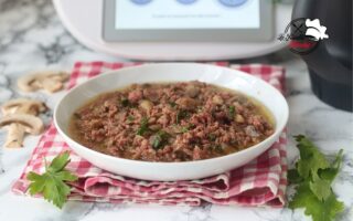 SUGO BIANCO CON SALSICCIA E FUNGHI BIMBY