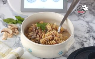 PASTA SALSICCIA E FUNGHI BIMBY