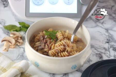 PASTA SALSICCIA E FUNGHI BIMBY