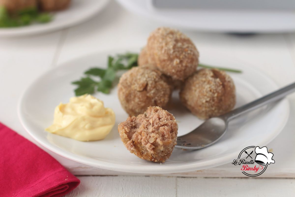 POLPETTE SENZA UOVA E LATTE CON PATATE BIMBY