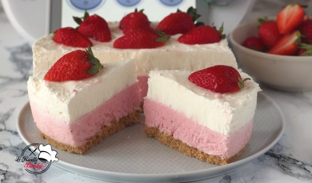CHEESECAKE ALLE FRAGOLE SENZA COTTURA