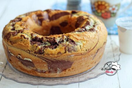 CIAMBELLONE ALLO YOGURT BICOLORE
