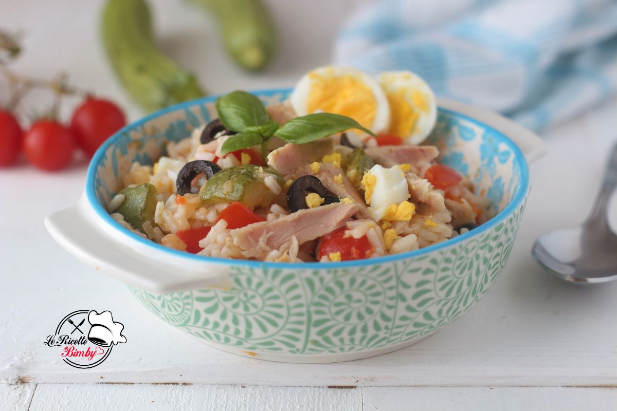 INSALATA DI RISO CON ZUCCHINE E TONNO BIMBY