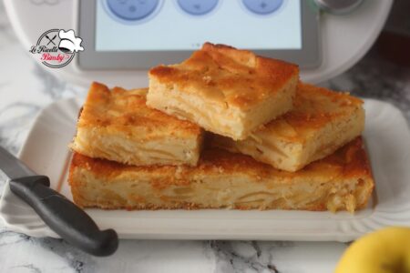 TORTA CREMOSA ALLE MELE E YOGURT BIMBY