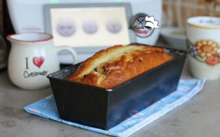 PLUMCAKE ALLO YOGURT E GOCCE DI CIOCCOLATO BIMBY