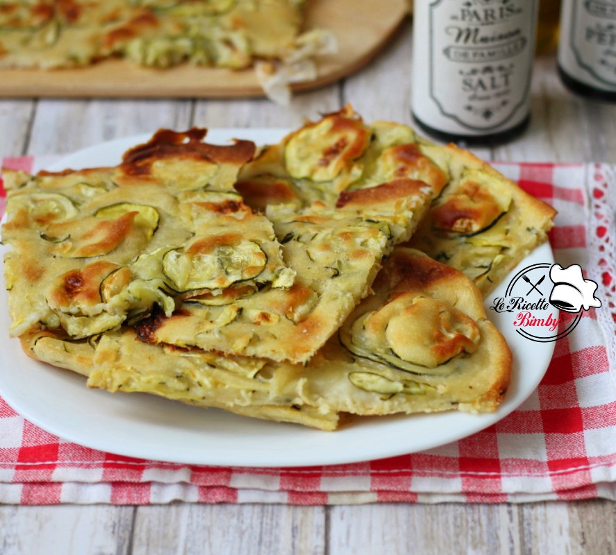 SCHIACCIATA ALLE ZUCCHINE BIMBY