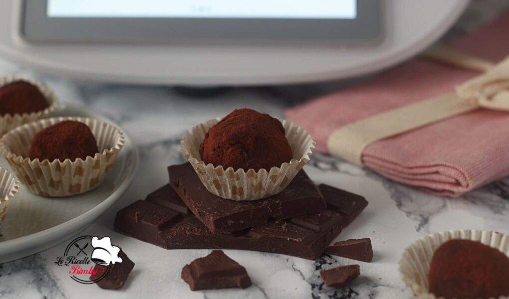 TARTUFI AL CIOCCOLATO FONDENTE BIMBY