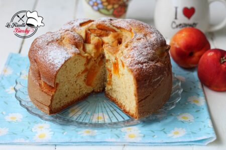TORTA ALLO YOGURT E PESCHE SOFFICE BIMBY