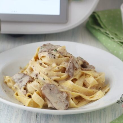 TAGLIATELLE PANNA E FUNGHI BIMBY