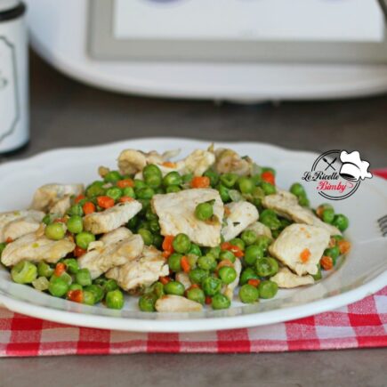 BOCCONCINI DI POLLO E PISELLI AL VAROMA